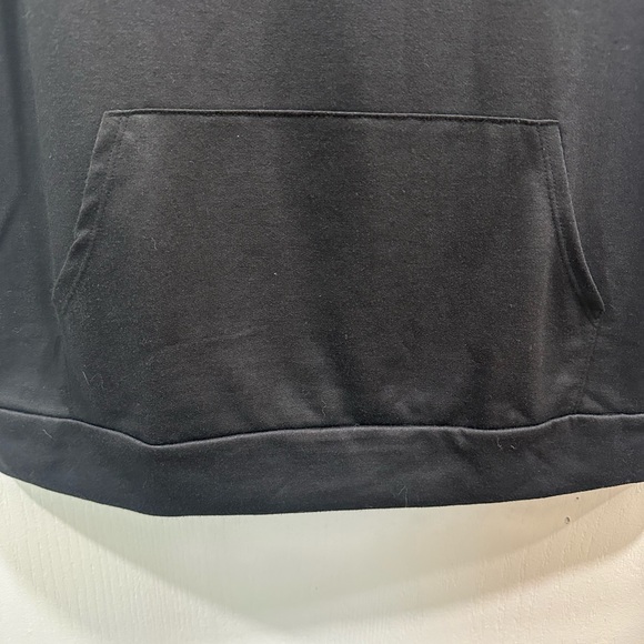 Hooded tank - Picture 4 of 5